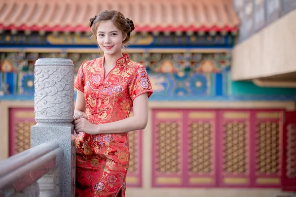 Mulher chinesa asiática em chinês tradicional — Fotografia de Stock