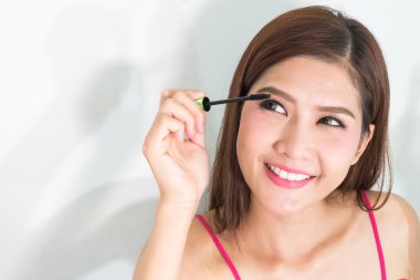 Maskara portre, uzun uygulama lashes. Rimel fırçası. Kirpik 