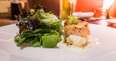 kurutulmuş tarak, Served ile patates püresi.