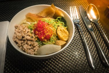 lezzetli ta yen dört şehriye, Tayland