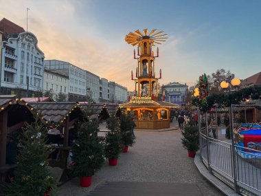 Poznan Beytüllahim Noel Fuarı 2026 Özgürlük Meydanı Panoramik Görünümü