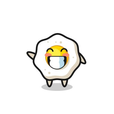 Kızarmış yumurta çizgi film karakteri el hareketi yapıyor. Tişört, çıkartma, logo elementi için şirin bir tasarım.