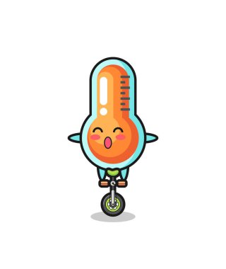 Şirin termometre karakteri sirk bisikleti sürüyor. Tişört, çıkartma, logo elementi için şirin bir tasarım.