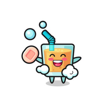 Portakal suyu karakteri elinde sabun tutarken banyo yapıyor. Tişört, çıkartma, logo elementi için şirin bir tasarım.