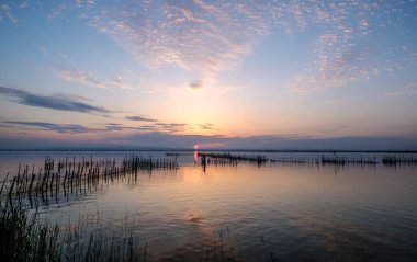 Valencia, Valencia, İspanya Albufera 'da gün batımı.