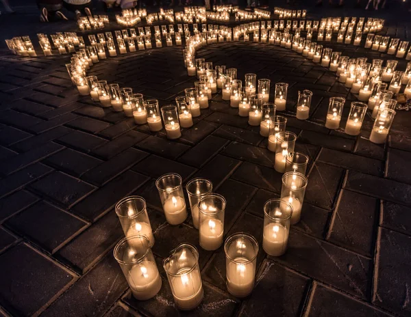 De nacht van de kaarsen viering in Titaguas — Stockfoto