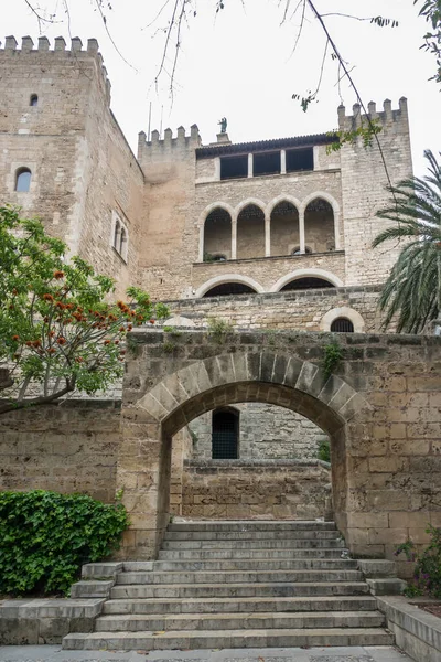 Kungliga slottet La Almudaina Palma de Mallorca Spanien — Stockfoto