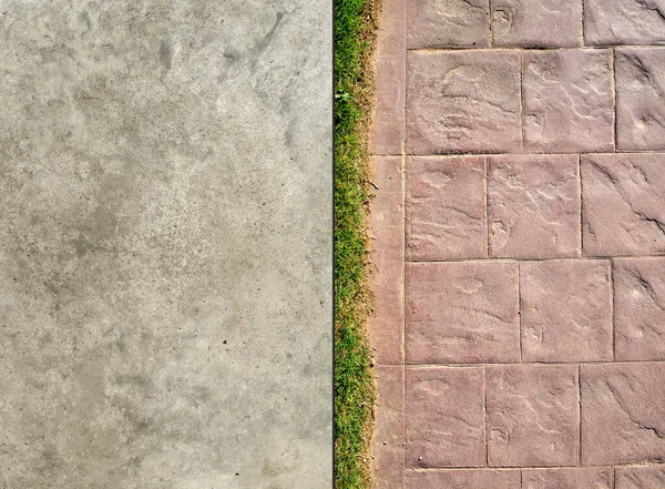 Calcestruzzo lucido e calcestruzzo stampato confrontare, diverse texture e finiture pavimentazione decorativa esterna — Foto Stock