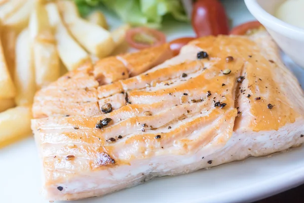 biftek somon siyah biber ile