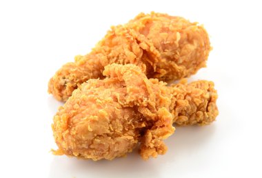 beyaz üzerine kızarmış tavuk 