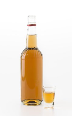 wrisky şişe üzerinde beyaz