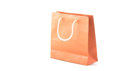 Beyaz üzerine kağıt torba.