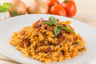 ahşap üzerine Penne makarna