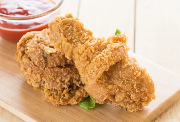 Fried crispy chicken — Stock Photo, Image