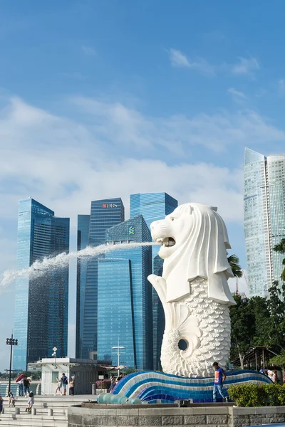 Singapore, Jul 16 2015: Se Merilon staty på Marina Bay jag — Stockfoto