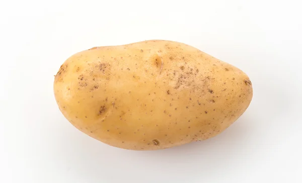 Čerstvé brambory na bílém pozadí — Stock fotografie