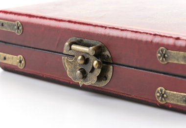 eski kırmızı kutu 