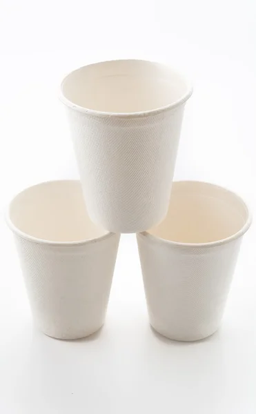 Tazza di carta su sfondo bianco — Foto Stock