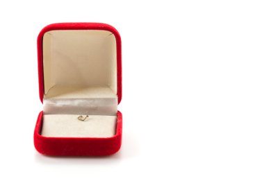 Beyaz arkaplanda mücevher kutusu