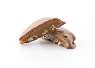 beyaz zemin üzerine çikolata karamel