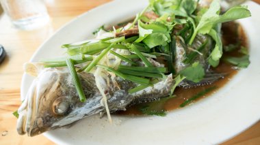 Soya soslu buğulama snapper