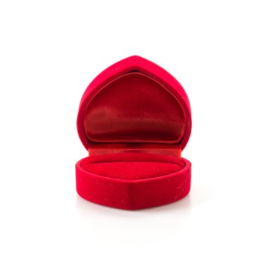 Beyaz arkaplanda mücevher kutusu