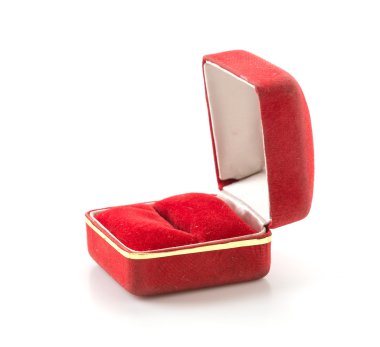 Beyaz arkaplanda mücevher kutusu