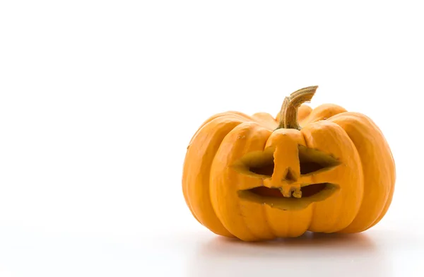 Calabaza de Halloween sobre fondo blanco — Foto de Stock