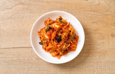 Tabakta kimçi lahanası - Kore geleneksel yemek tarzı