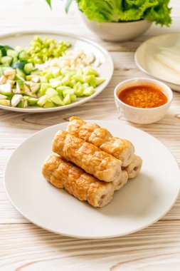 Vietnam domuz köftesi ve sebze paketleri (Nam-Neaung veya Nham Due) - Vietnam geleneksel yemek kültürü