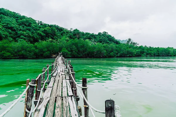 Holzbrücke Der Talet Bay Khanom Nakhon Sri Thammarat Touristenreiseziel Thailand — Stockfoto