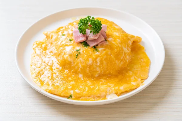 Romige Omelet Met Ham Rijst Rijst Met Ham Zachte Melet — Stockfoto