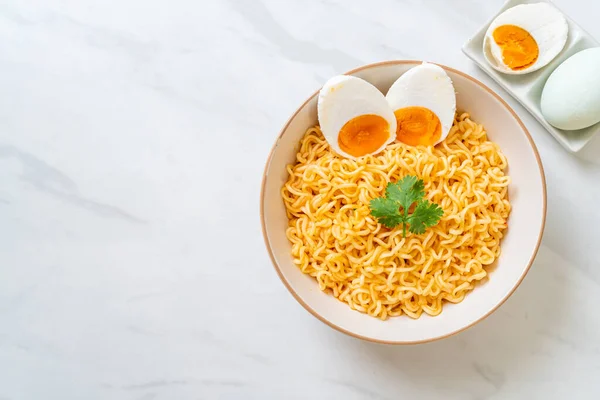 Instant Noodles Bowl Salt Egg — Stock Photo, Image