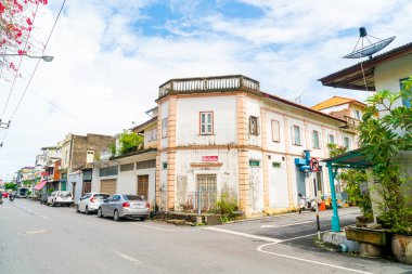SONGKHLA, THAILAND - 15 Kasım 2020: Songkhla, Tayland 'da eski ve güzel şehir ve manzaralar inşa etmek 15 Kasım 2020.