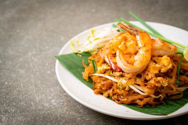 Pad Thai - Kızarmış pirinç eriştesi