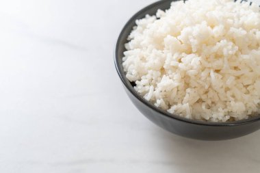 Tayland yaseminli beyaz pirinç kasesi.