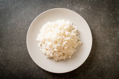 Tay yasemini pilavı pişirdim.