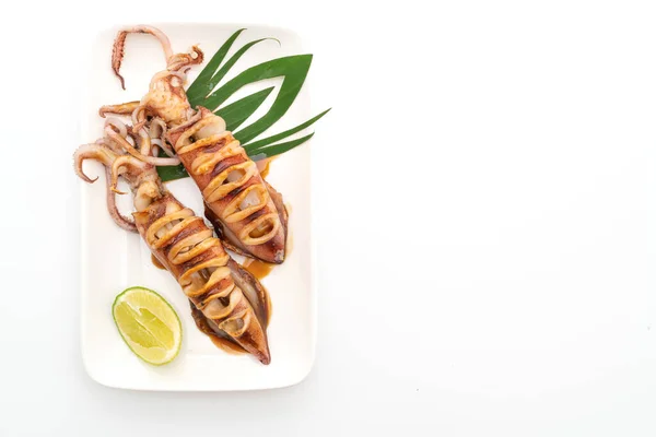 Calamari Grigliati Con Salsa Teriyaki Isolata Fondo Bianco — Foto Stock