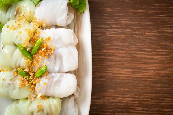 ( Kow Griep Pag Mor) Domuz buğulama pirinç paketleri ya da pilav kabuklu börekler