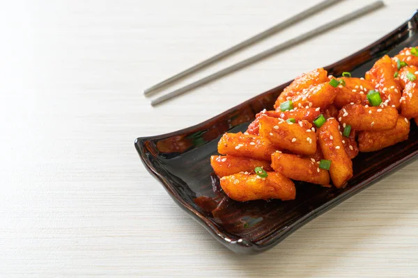 Pastel Arroz Coreano Frito Tteokbokki Con Salsa Picante Estilo Comida — Foto de Stock