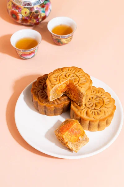 Chinese Moon Cake Durian Egg Yolk Flavour Mid Autumn Festival — Stock Photo, Image