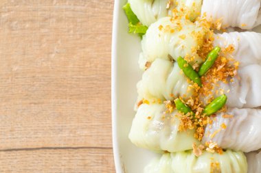 ( Kow Griep Pag Mor) Domuz buğulama pirinç paketleri ya da pilav kabuklu börekler