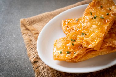 Şekerli gevrek roti.