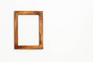 boş resim çerçevesi beyaz duvar arkaplanında kopyalama alanı ile