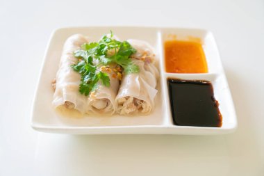 Çin usulü pilav, yengeçli erişte, Asya usulü.