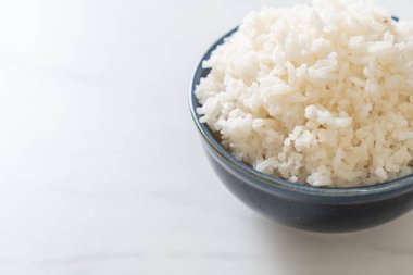 Tayland yaseminli beyaz pirinç kasesi.