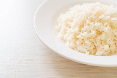 Tay yasemini pilavı pişirdim.