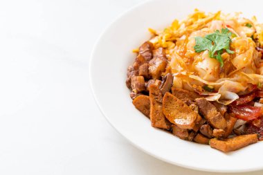 Çin Buharlı Pirinç Eriştesi - Asya usulü