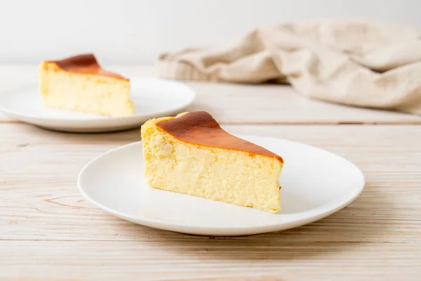 Hembränd Cheesecake Vit Tallrik — Stockfoto