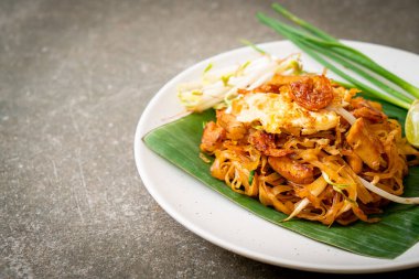 Pad Thai - Kızarmış pirinç eriştesi